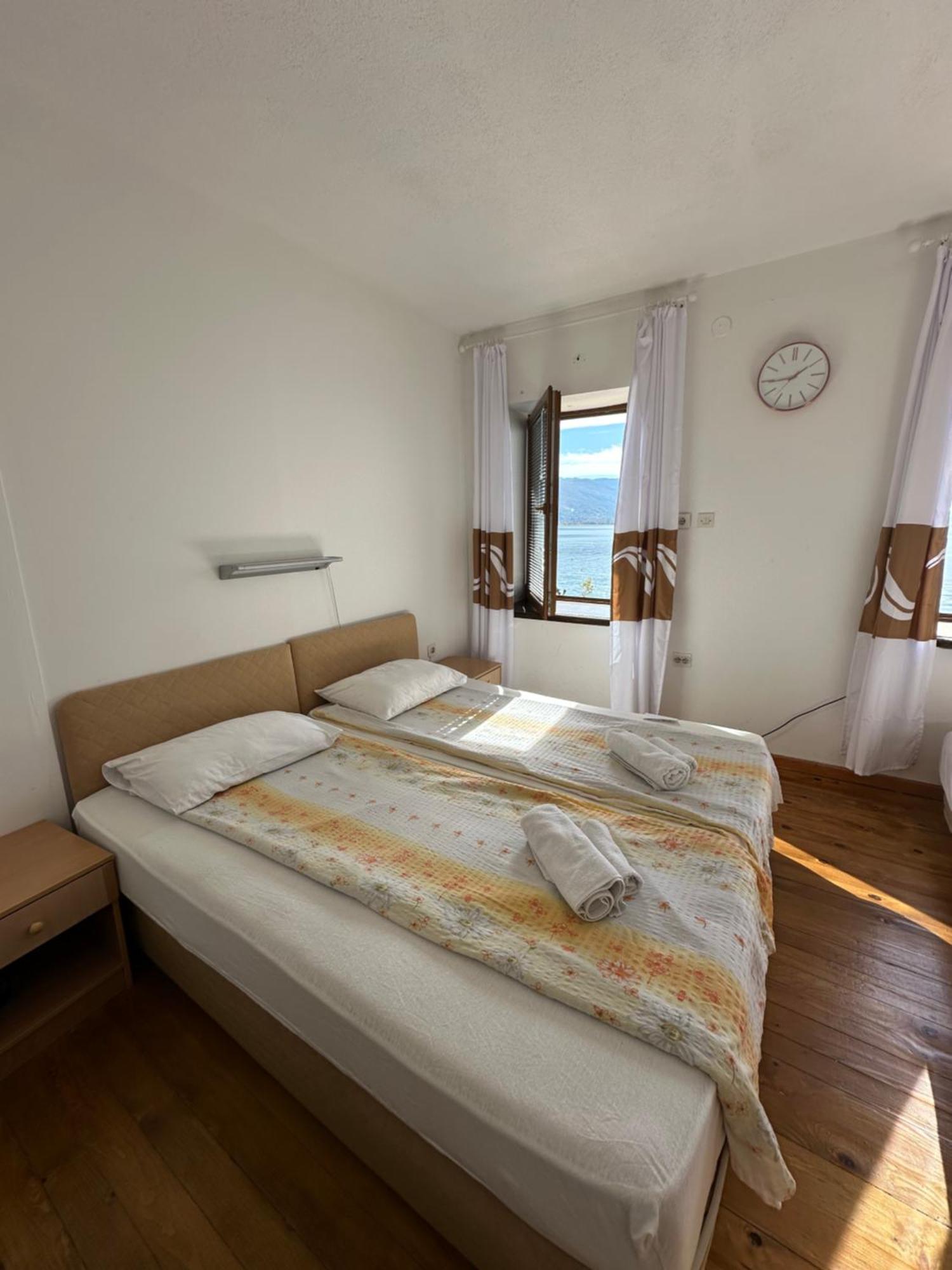 Savin Apartment Ohrid Esterno foto